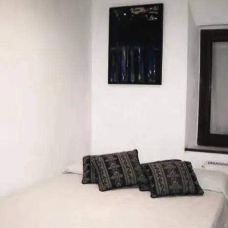 Magic Central On Quiet Canal, Wifi, Ac Apartment *